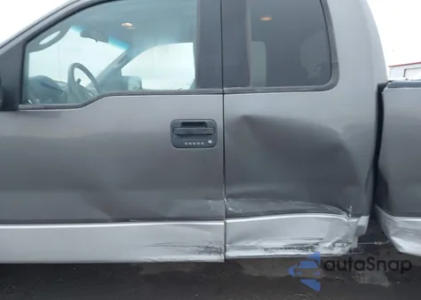 2004 Ford F-150 Lariat/Xl/Xlt z USA, uszkodzony, nr VIN 1FTPX12514NA82760